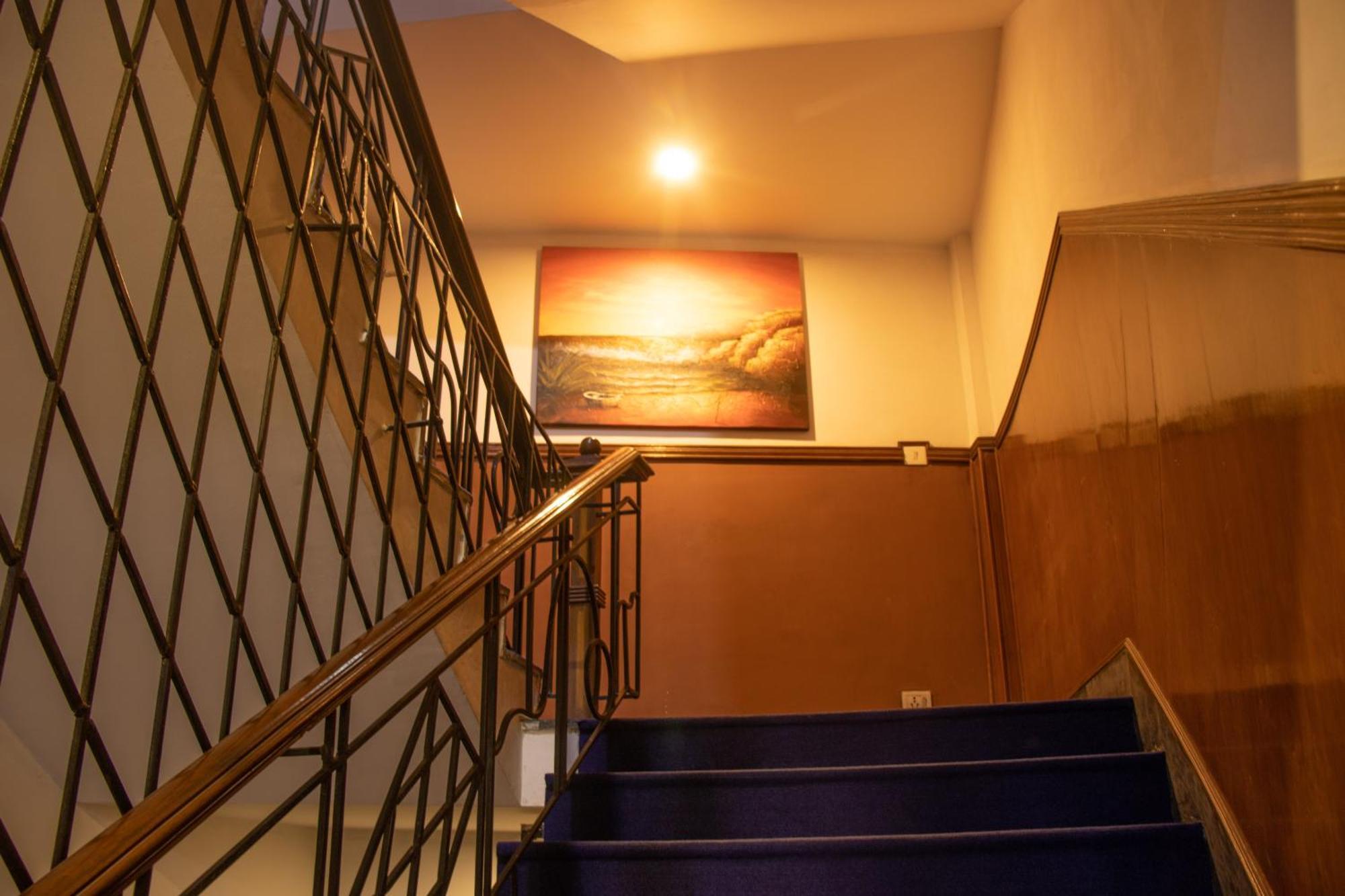 Classic Serviced Apartments Jawlakhel エクステリア 写真